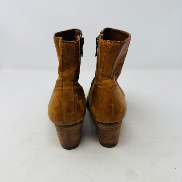 Frye Cara Short Ankle Boots Tan Leather Stacked Heel Western Style Size 7M - Picture 7 of 14
